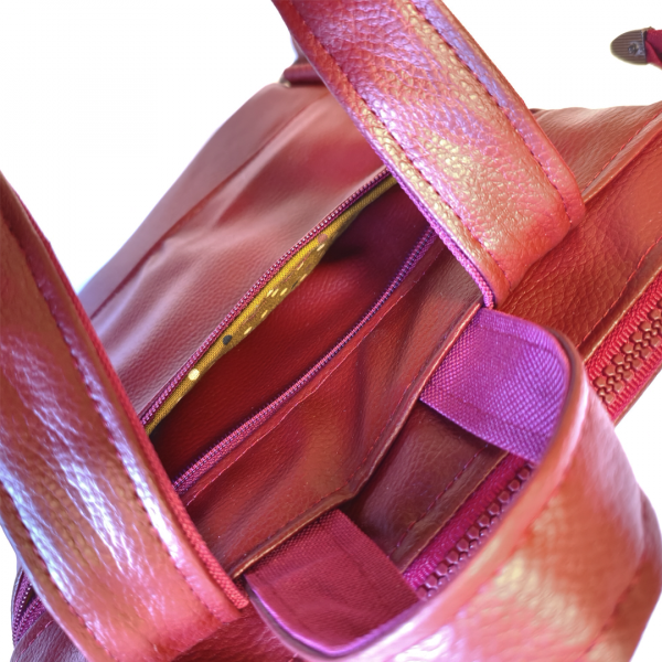 pequeña_04 Mochila Rebel Red Stitch Mini